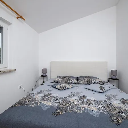 Holiday home 3 Bedroom Lovely In *
