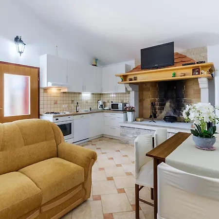 3 Bedroom Lovely In